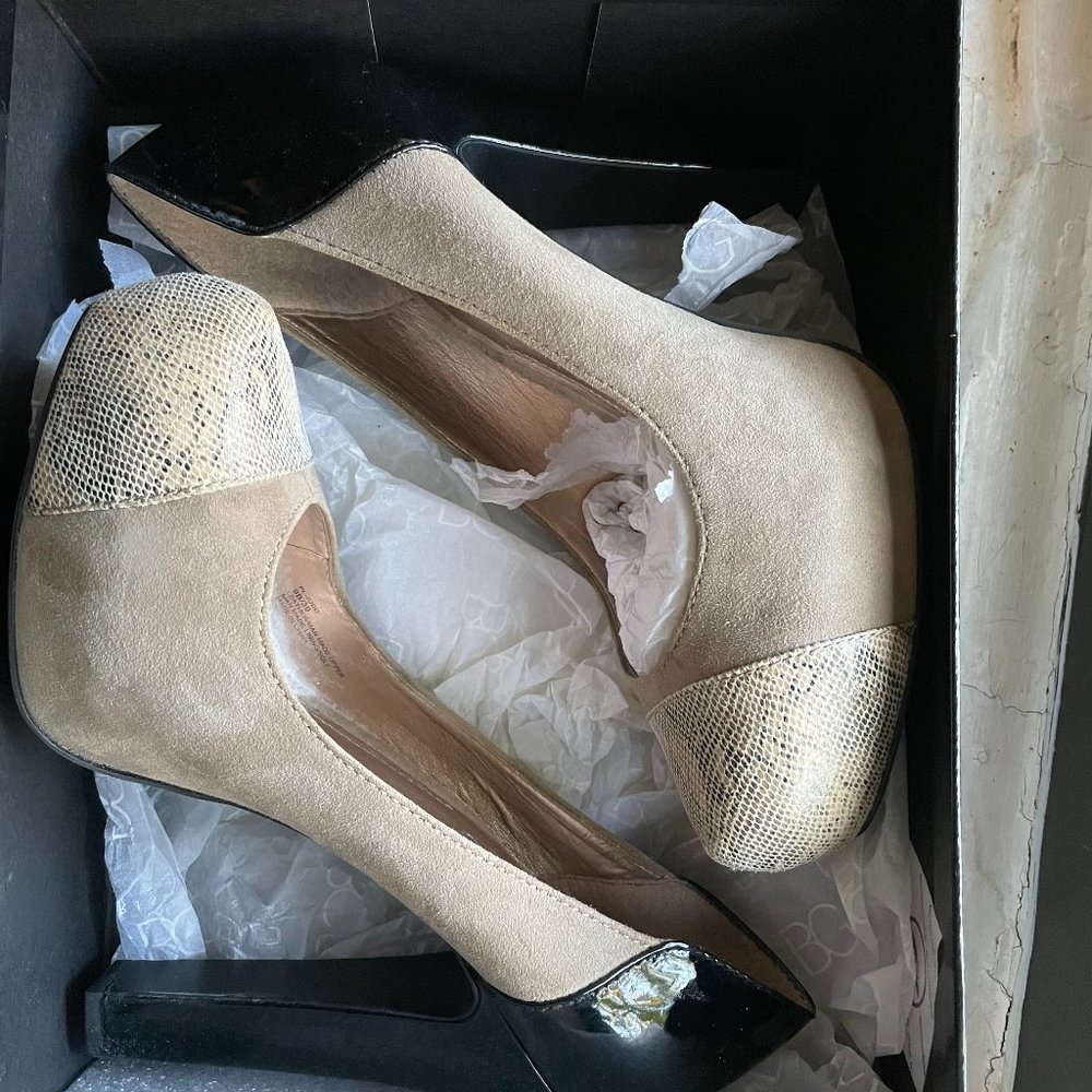 BCBG Paris Judd Heels, sz 9